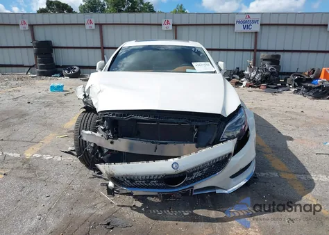 2016 Mercedes-Benz Cls 4Matic z USA, uszkodzony, nr VIN WDDLJ6HB3GA178742